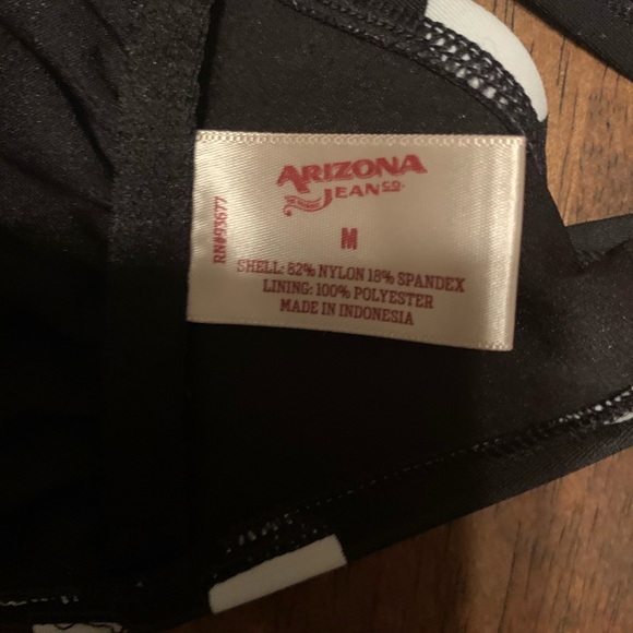 2 piece Bikini - Picture 3 of 3